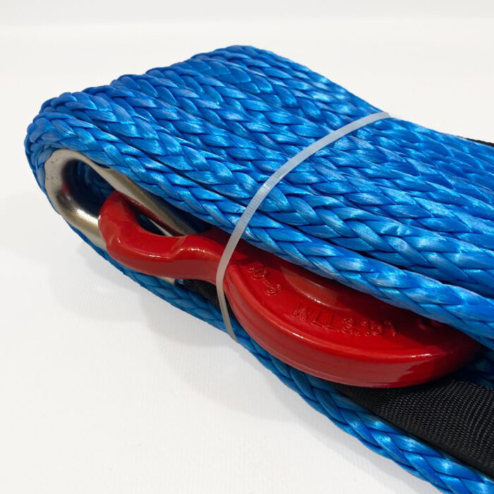 OFM4X4 Blue synthetic plasma winch rope with hook 10mm x 28m - Image 3