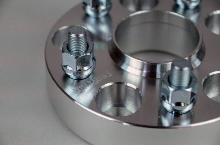 OFM094 Wheel Spacers Flanges 30mm 5x114.3 M12x1.5mm with Centering Ring for Toyota RAV4 - Image 4