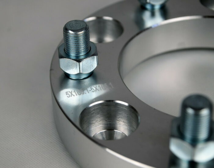 OFM095 Wheel Spacers Flanges 30mm 5x165.1 M16 x 1.5mm for Land Rover, Defender, Discovery I, Range Rover I - Image 3