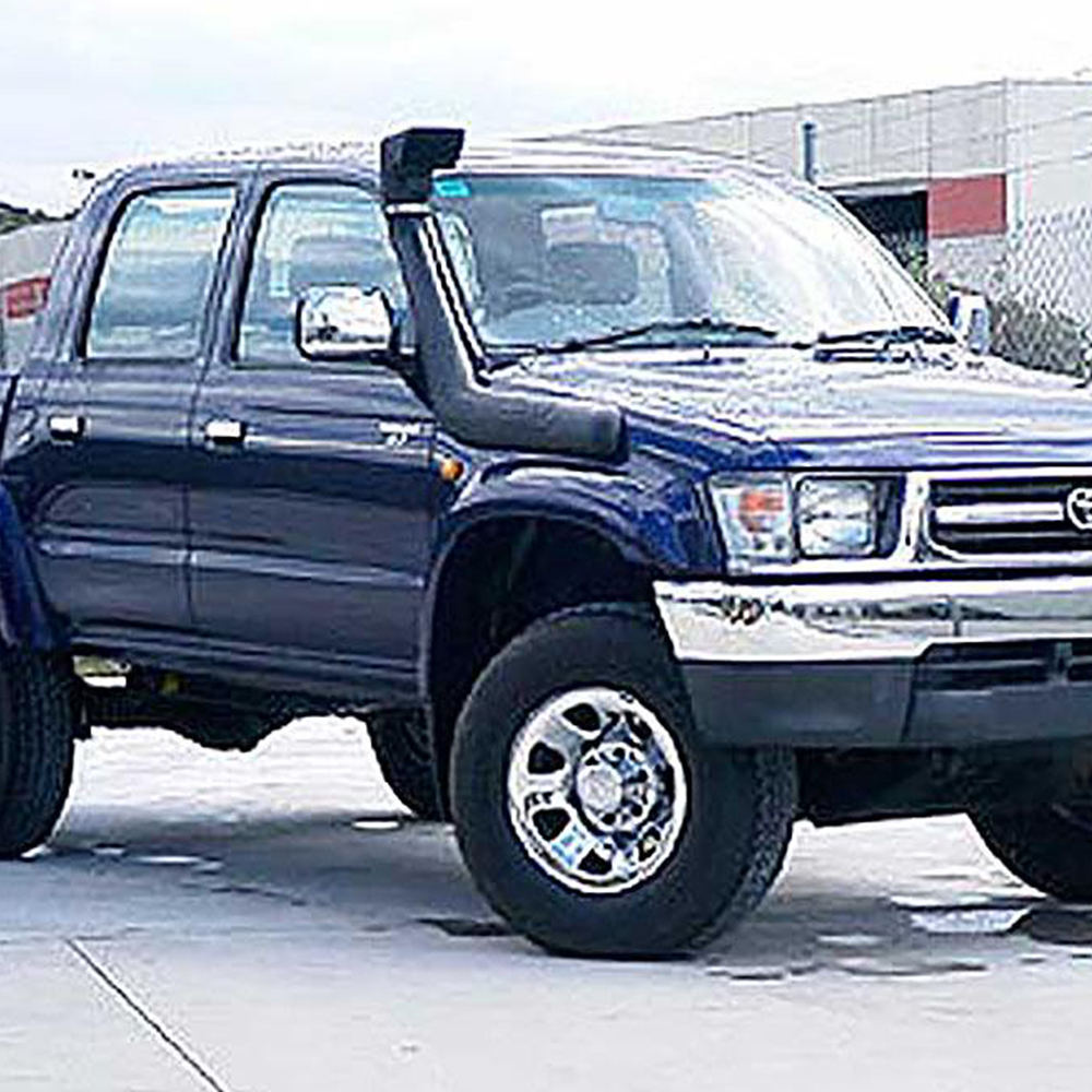 Snorkel pour Toyota Hilux 167 (12.1997 - 03.2005) (Côté droit) Snorkel pour Toyota Hilux 167 (12/1997 - 03/2005) (Côté droit) – Image 1