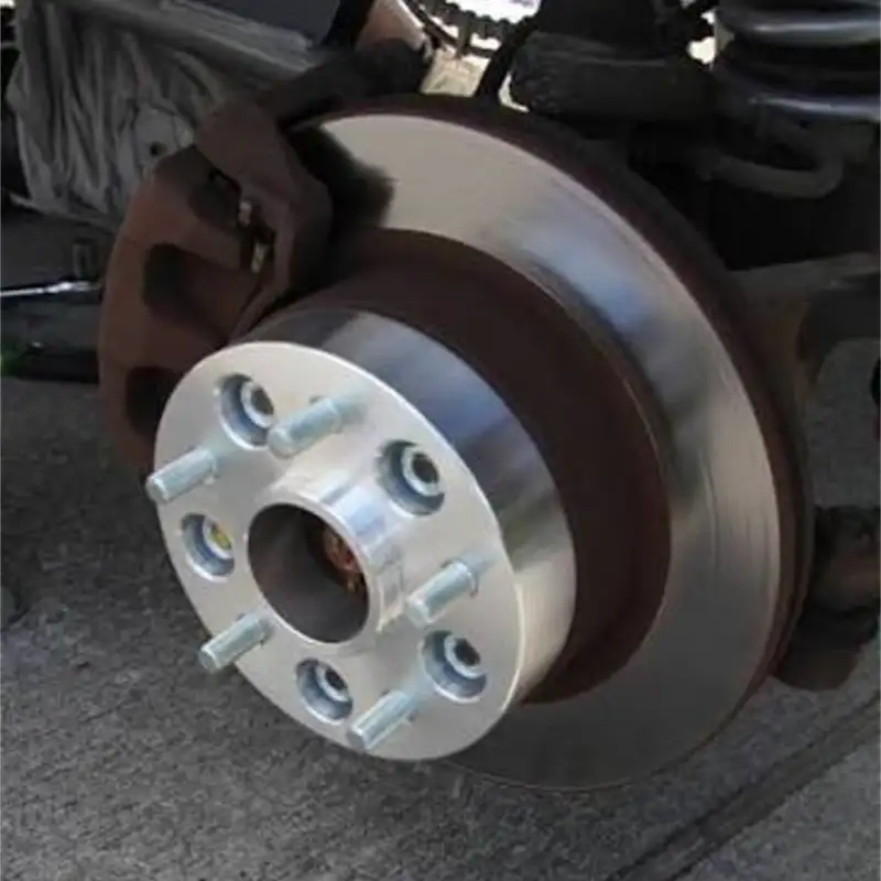 Wheel spacer mounted on hub